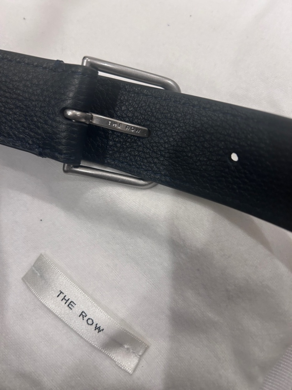 The Row - Isa - Classic Black Leather Shoulder Bag - Picture 7 of 7